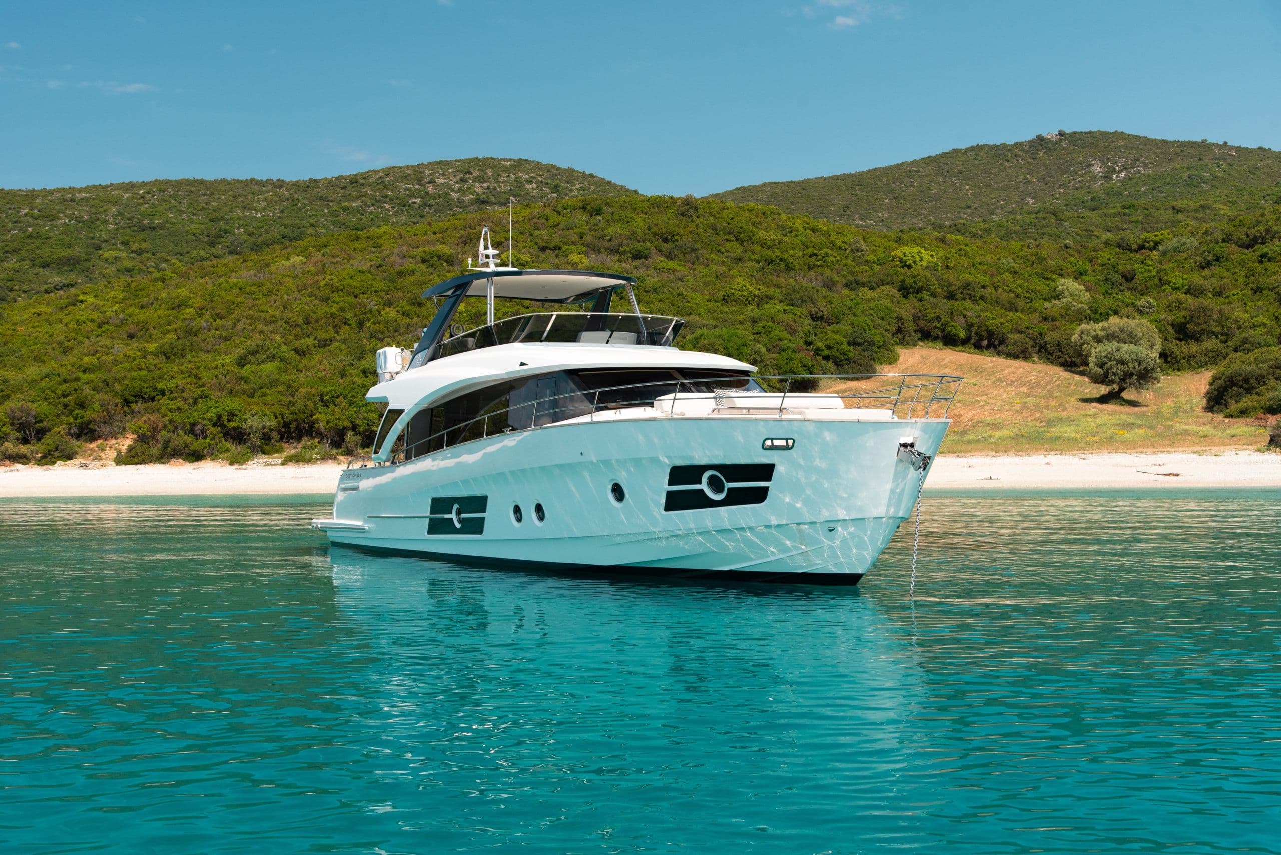 Sir Hendrik yacht photo 3